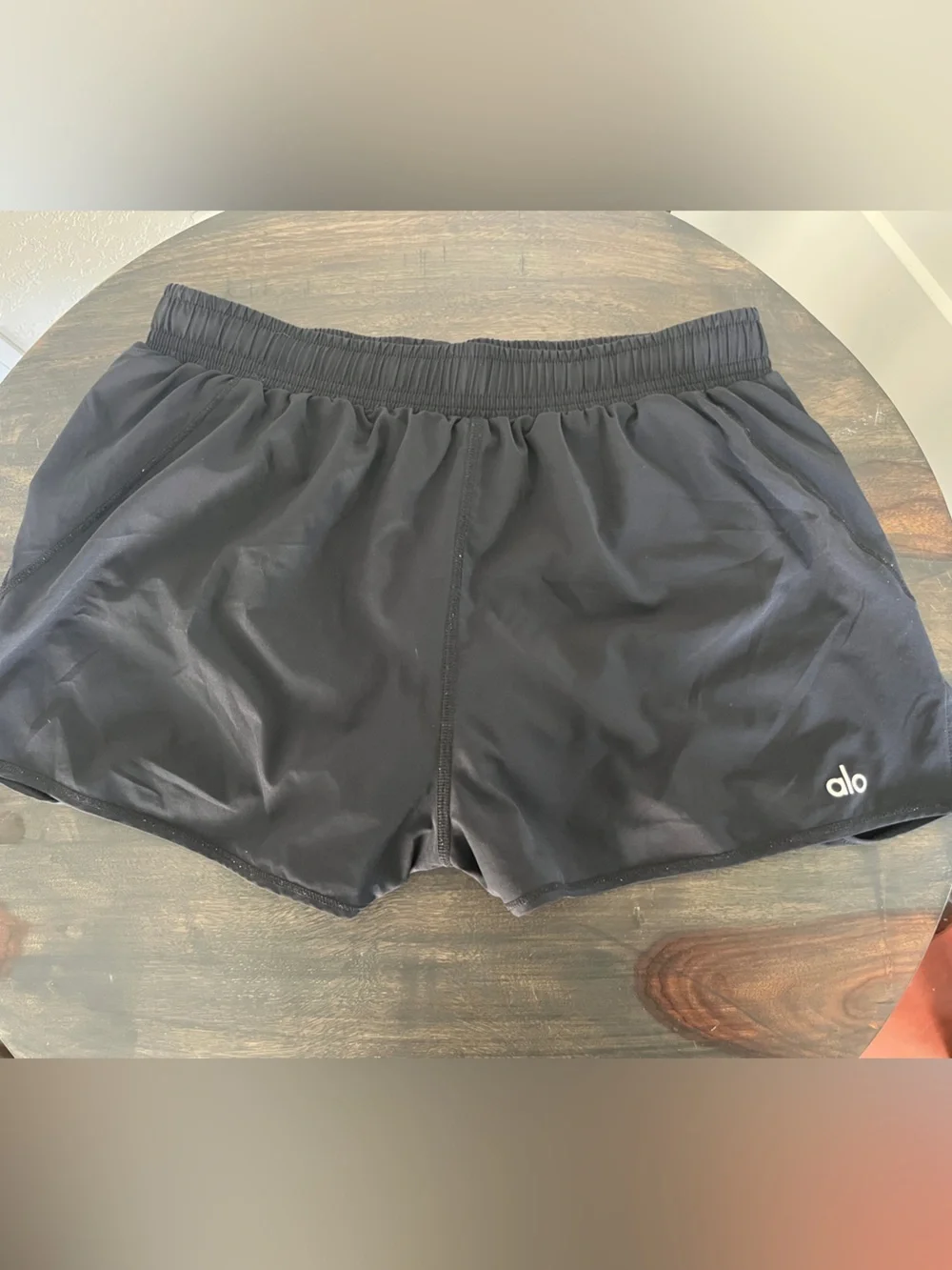 Alo Stride Short in Black